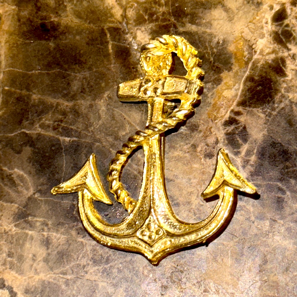 Nautical Lovers Here Is A Gold Tone Anchor Brooch
